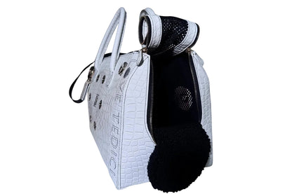 Coco V White Carrier