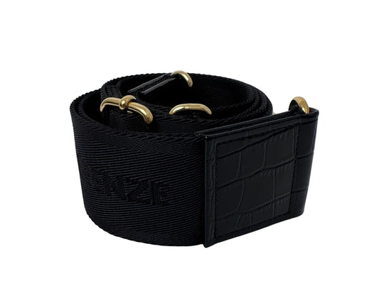 Crossbody straps: Black